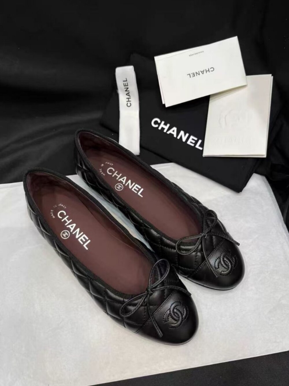 CHANEL Black Quilted Leather Bow CC Logo Ballet Flats - Picture 3 of 9